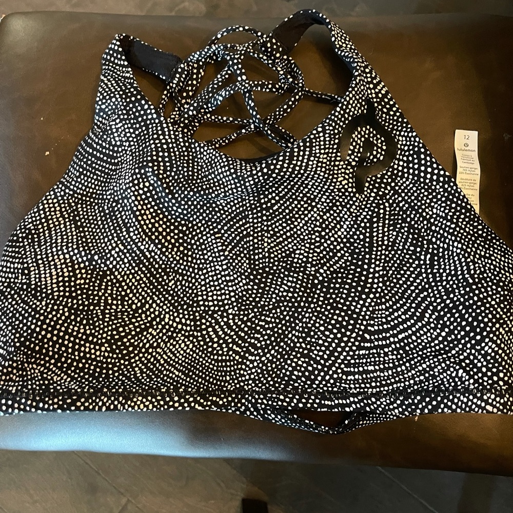 EUC size 12 lululemon w/Peloton sports bra